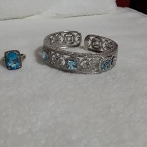 Ring and bracelet blue topaz
